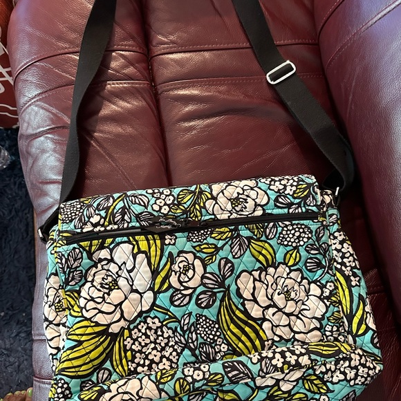 Vera Bradley Laptop bag. Great condition. - Picture 2 of 5